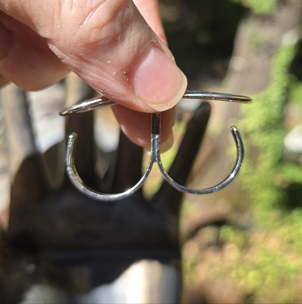 H&M Silver Infinity Ring Open Size Adjustble - Picture 5 of 6
